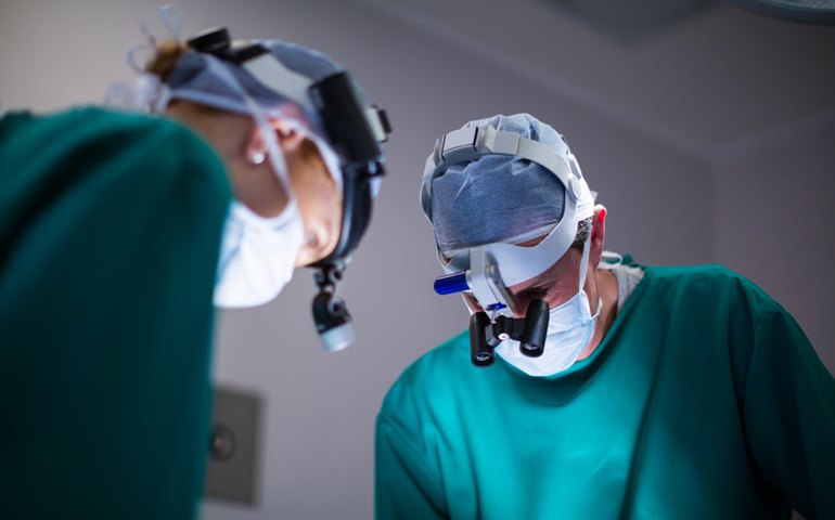 Principal causa de cegueira no mundo pode ser evitada com cirurgia