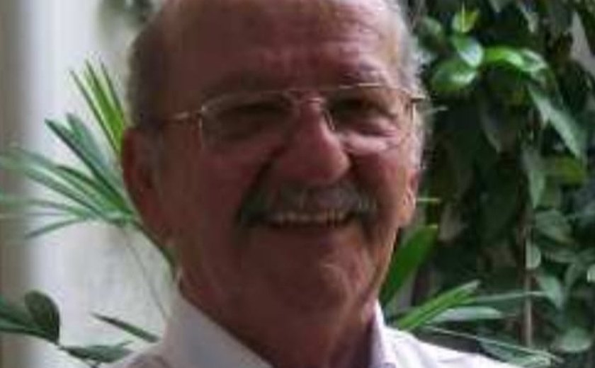 Padre Mauro Daniel, grande educador palmeirense falece em Maceió