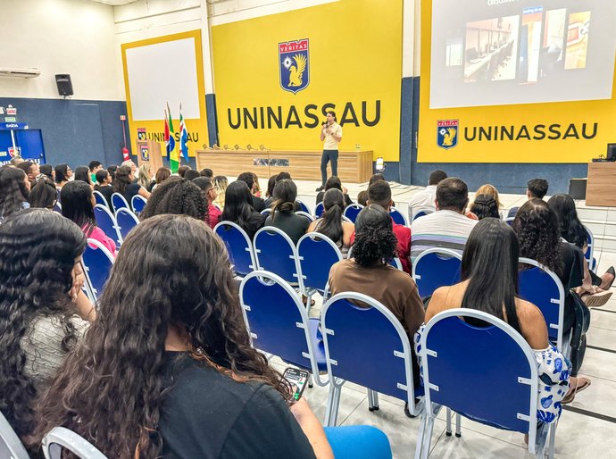 Uninassau promove palestra motivacional sobre empreendedorismo