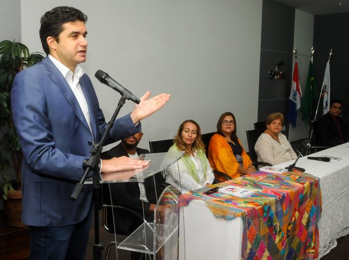 Prefeito Rui Palmeira participa de apresentação de novos membros do Comed