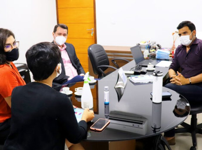 AMA e ATRIAL firmam parceria para capacitar técnicos municipais sobre tributação