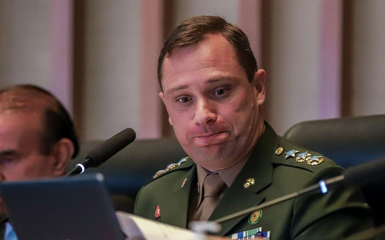 Mídia: defesa de Mauro Cid pede que cliente seja posto em liberdade