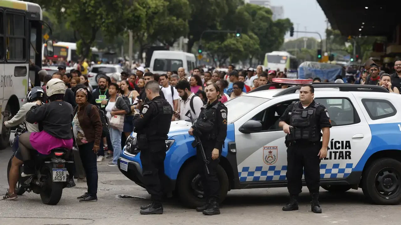 Comércio na Penha é fechado pelo segundo dia seguido por ordem de bandidos