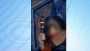 Apuração da TV Atalaia diz que influenciadora digital estaria aliciando menores para o crime. / Foto: Imagem: Reprodução/TV Atalaia