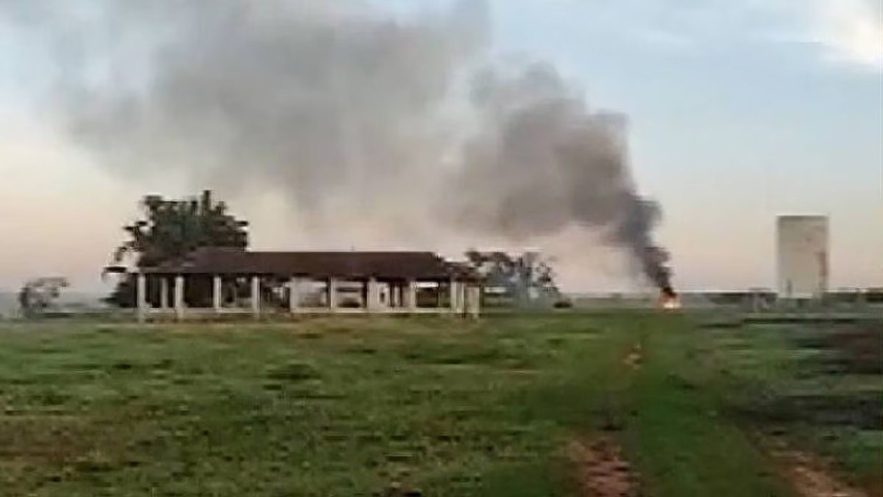 Helicóptero cai em fazenda em São Carlos, no interior de SP, e deixa dois mortos