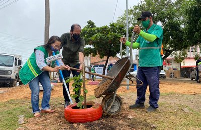 Prefeitura elimina ponto de descarte irregular na Jatiúca