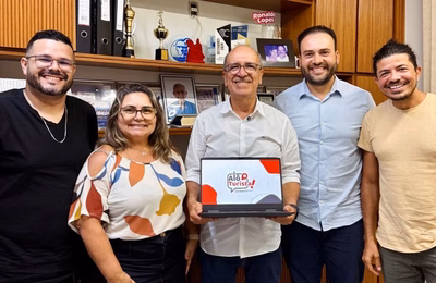 Turismo Inteligente: Penedo lança ‘Alô Turista!’, canal com Inteligência Artificial para visitantes