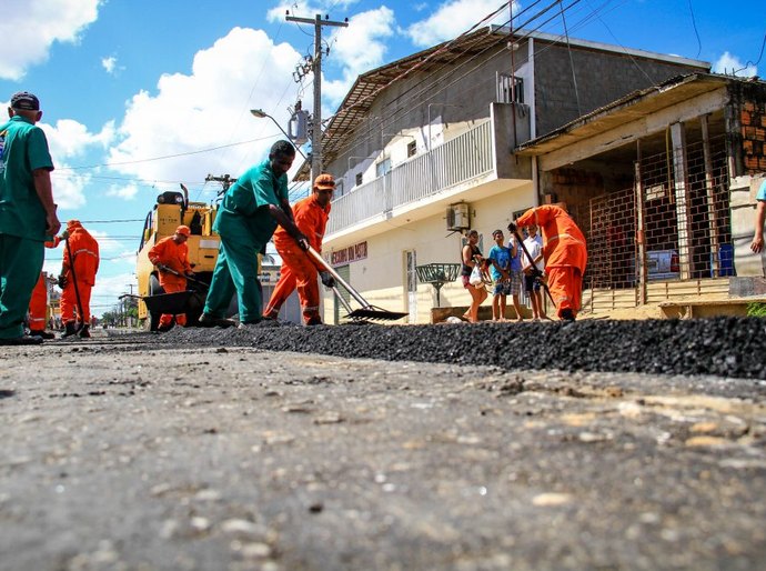 Infraestrutura: Clima Bom recebe obras de pavimentação
