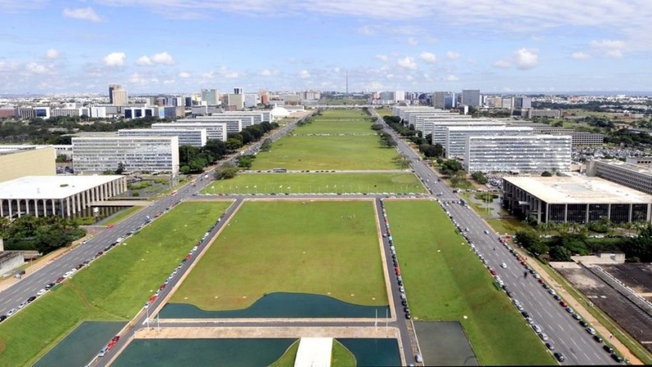 Centrão atua por ‘jabuti’ de R$ 100 bilhões que favorece empresário