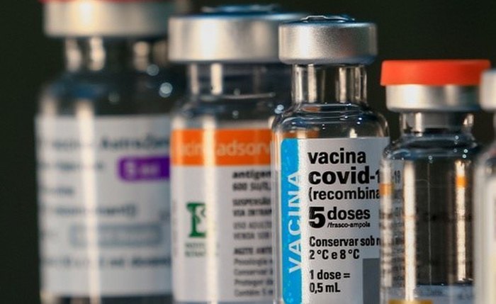 Vacinas contra a covid-19 chegam ao estado para imunizar público prioritário