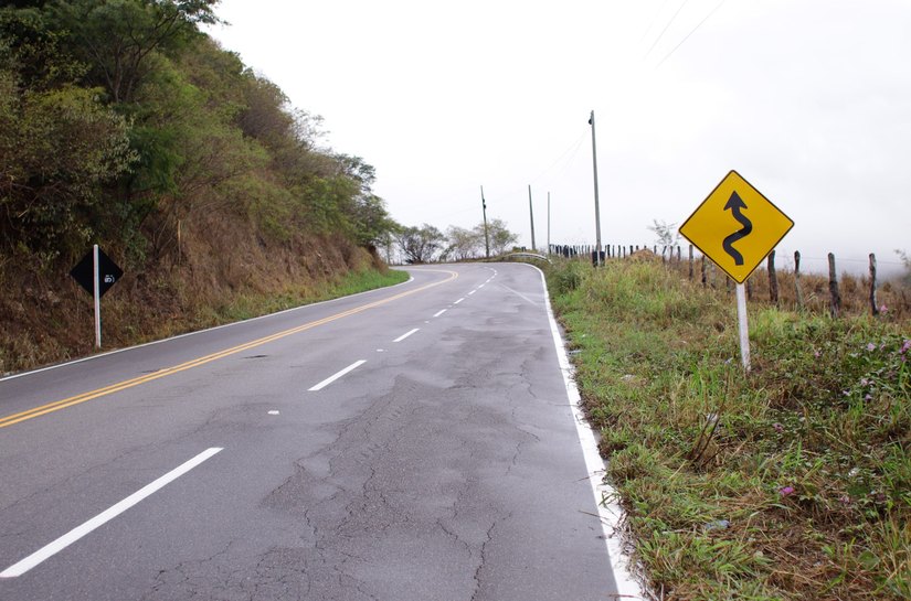 Governador Paulo Dantas atende solicitação de Tia Júlia e reforça sinalização na Serra das Pias