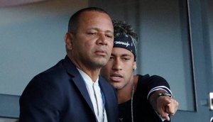 Pai e empresário de Neymar atacam jornal que publicou pedido do filho de sair do PSG / Foto: Foto: Redes Sociais/ Reprodução