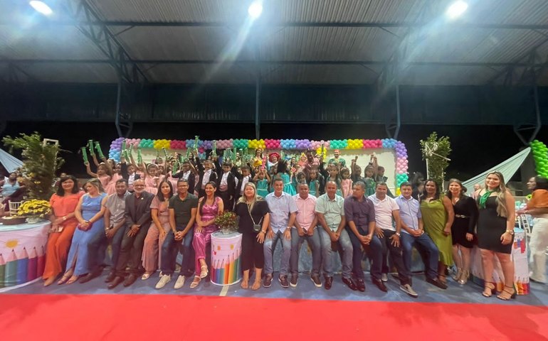 Novos 66 Doutores do ABC ganham festa de formatura em Branquinha