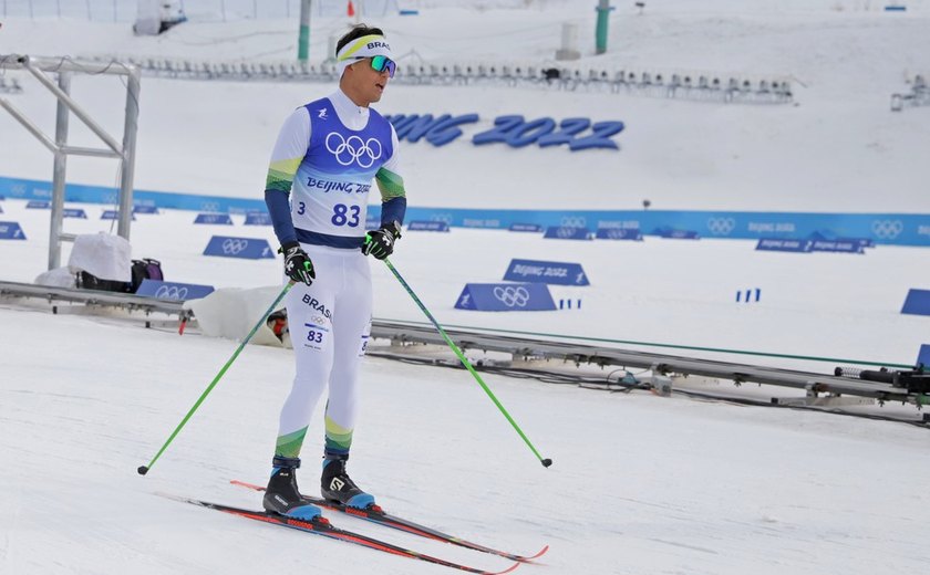 Manex Silva será o porta-bandeira do Brasil no encerramento de Pequim-2022