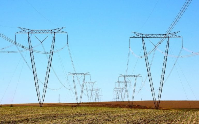 Copel: Paraná privatiza companhia de energia por R$ 5,2 bilhões, com ágio de 5%
