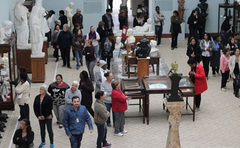 Projeto garante acesso gratuito de idosos a museus