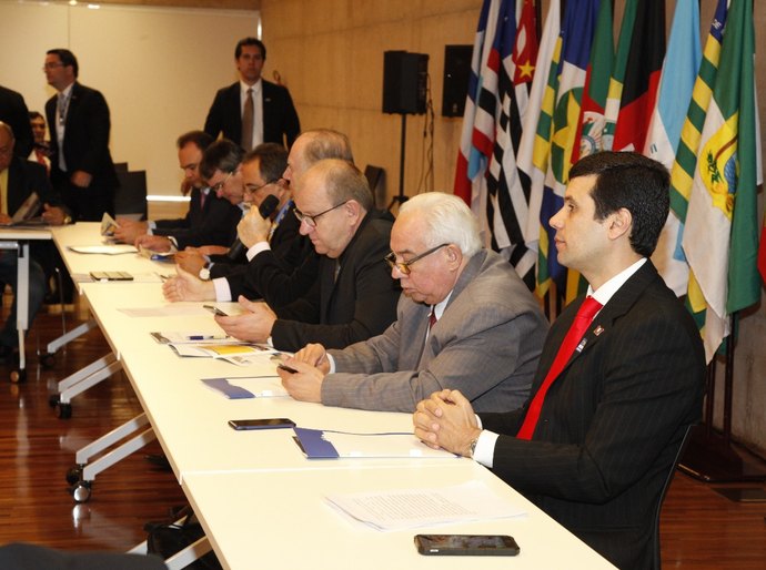 Presidente da AMA debate projetos prioritários em conselho político da CNM