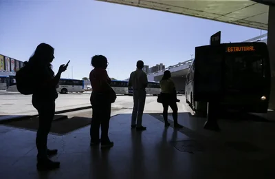 Nove em cada 10 mulheres já sofreram violência ao se deslocar à noite