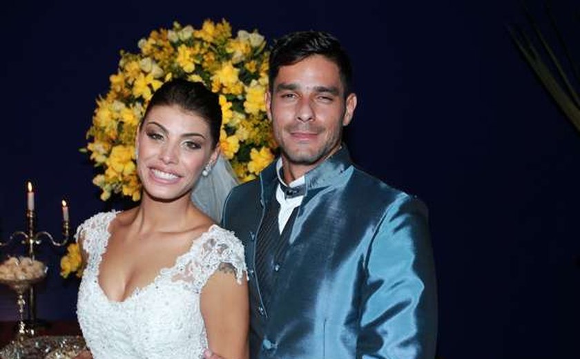 Do reality ao altar: ex-BBBs Franciele e Diego se casam