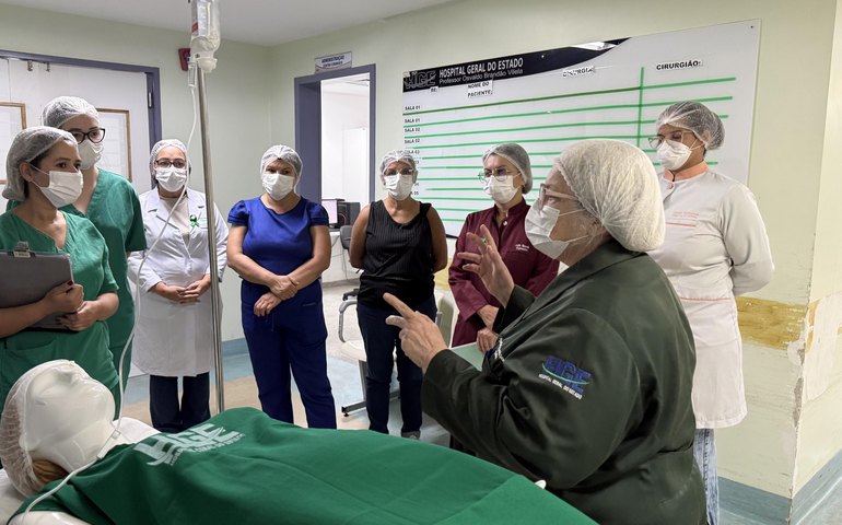 HGE reforça cultura de segurança do paciente com simulação no centro cirúrgico