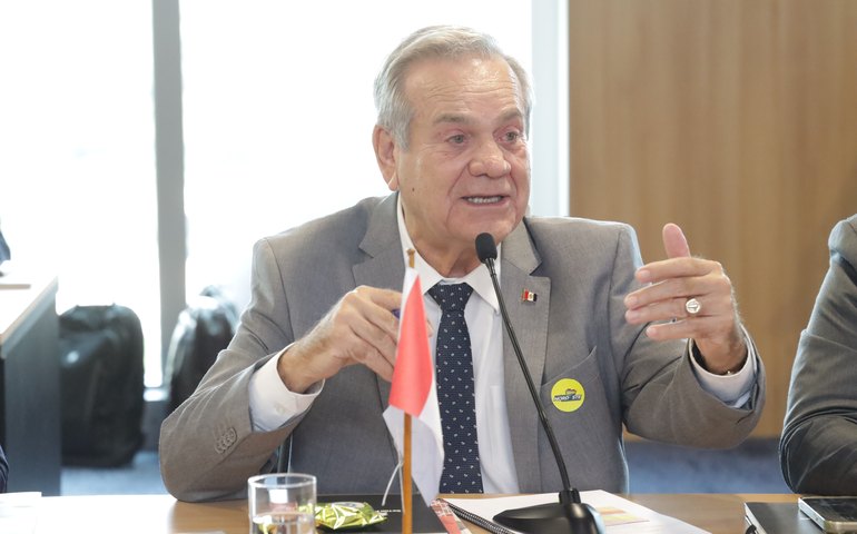 Ronaldo Lessa participa de posse de novo presidente do Consórcio Nordeste e destaca que região é estratégica para o País