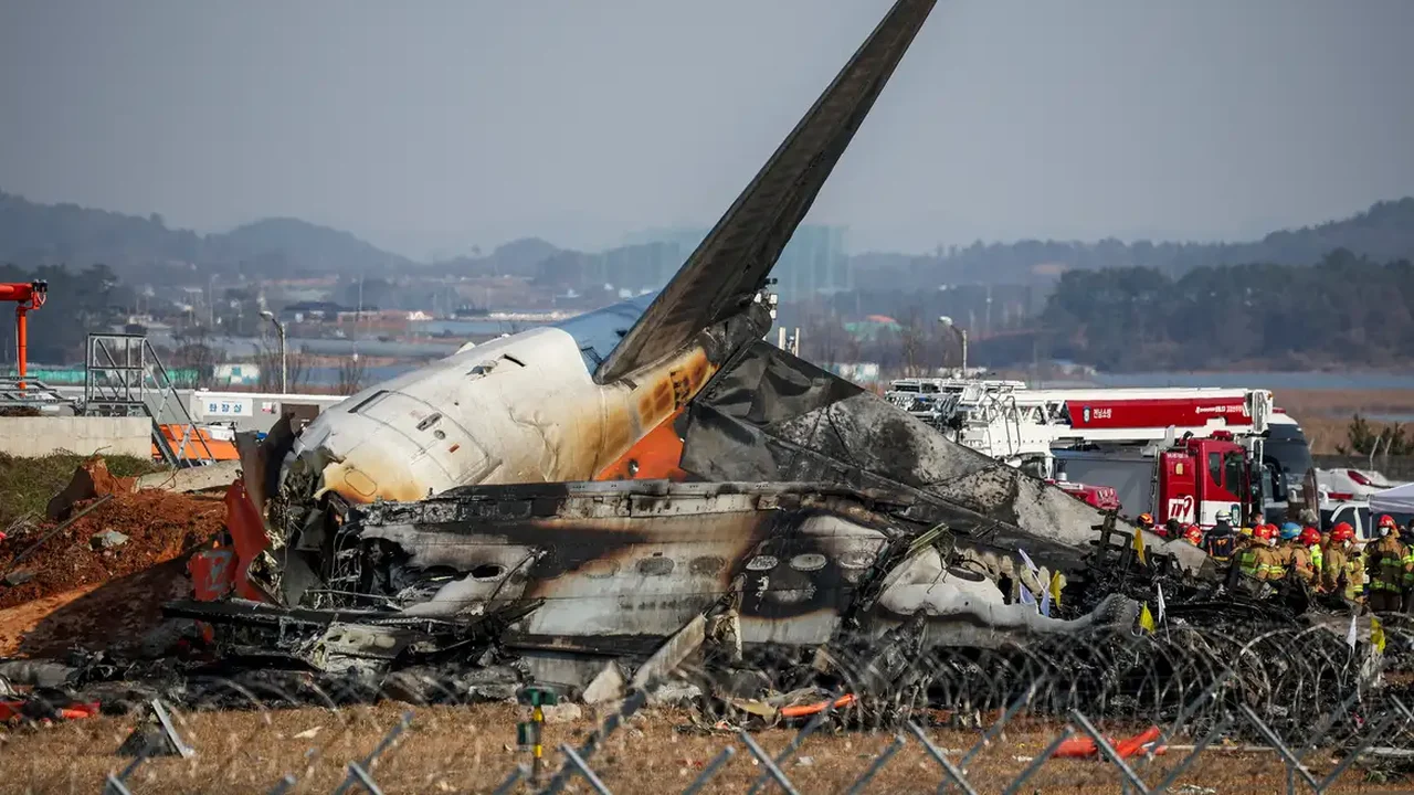 Coreia do Sul: 'Quando acordei, já tinha sido resgatado', diz sobrevivente de acidente de avião
