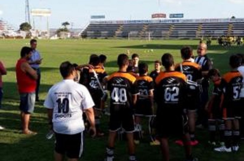 Alunos da Escolinha do ASA conhecem as dependências do Fumeirão