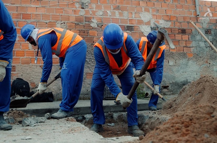 Porto Real do Colégio recebe obras de esgotamento sanitário da Conasa Águas do Sertão