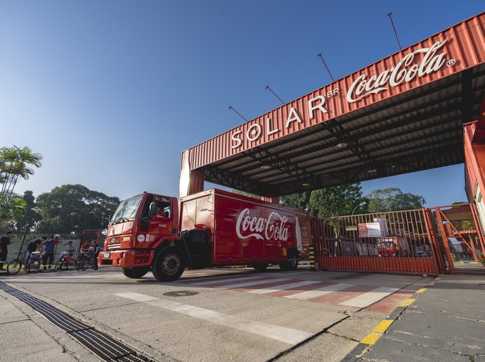 Jovens de todo o país podem se candidatar a 20 mil vagas do Instituto Coca-Cola Brasil