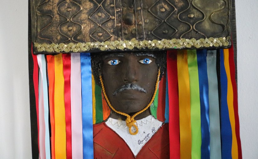 Exposição “A Lira” de Roniekson Okobayewo é um passeio pela cultura folclórica alagoana
