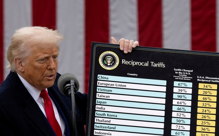 EUA e Japão fecham acordo que estabelece tarifa recíproca de 15%