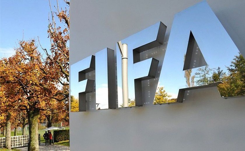 Fifa suspende presidente da Confederação Africana por cinco anos por corrupção