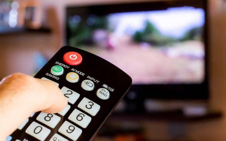 Pandemia estimula gastos das campanhas com TV