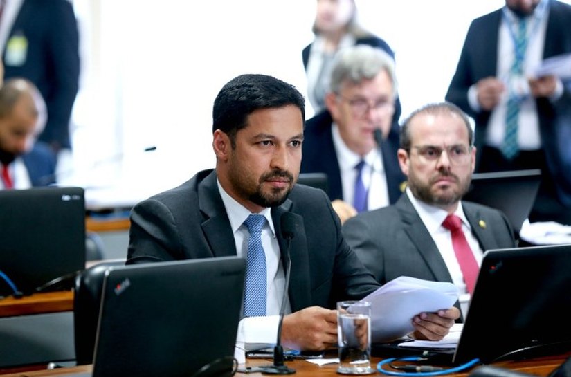 Projeto relatado por Rodrigo Cunha dará mais segurança e agilidade à Justiça