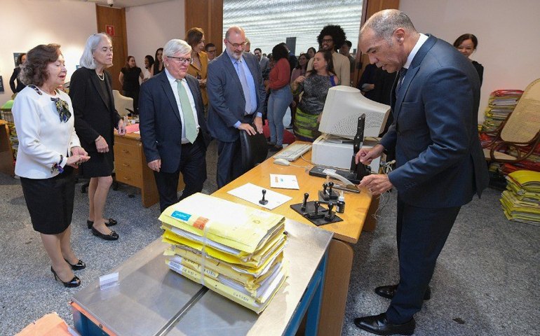 Congresso realiza sessão solene para celebrar 35 anos do STJ