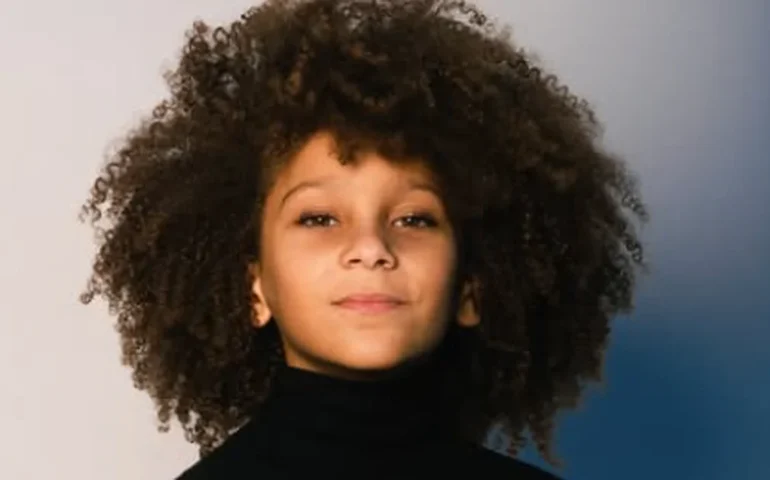 Filho de Aline Wirley e Igor Rickli, Antônio Caramelo fala dos pais, dos irmãos adotivos e da indicação ao Grammy Latino aos 11 anos
