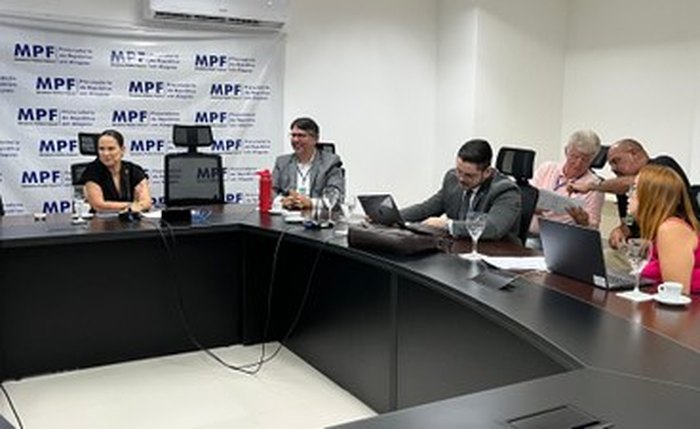 Reunião definiu solução permanente para problemas no conjunto Residencial Ernesto Gomes Maranhão