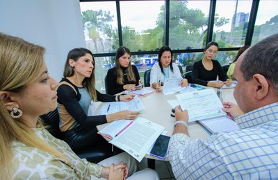 Novas ações do CRIA são alinhadas em reunião com secretários de Saúde, Educação e Assistência Social