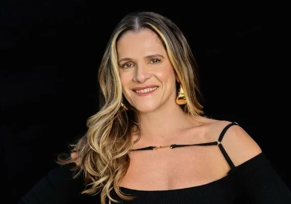 Ingrid Guimarães diz que foi confundida com Julia Roberts em Paris: 'Respeita minha história'