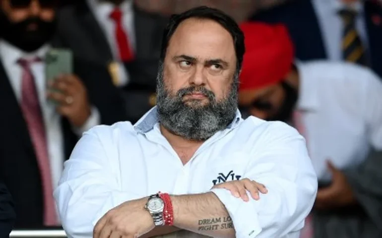 Bilionário grego confirma estar em negociação para comprar SAF do Vasco