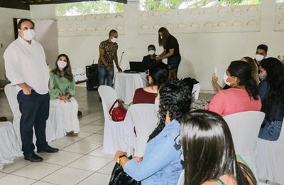 Prefeito Luciano destaca papel do assistente social na melhoria da vida das pessoas