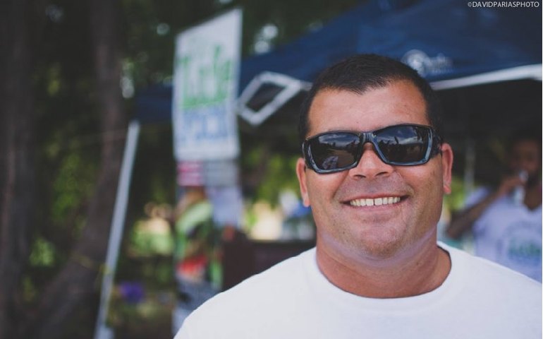 Márcio Freire, surfista pioneiro das ondas gigantes, morre em Portugal