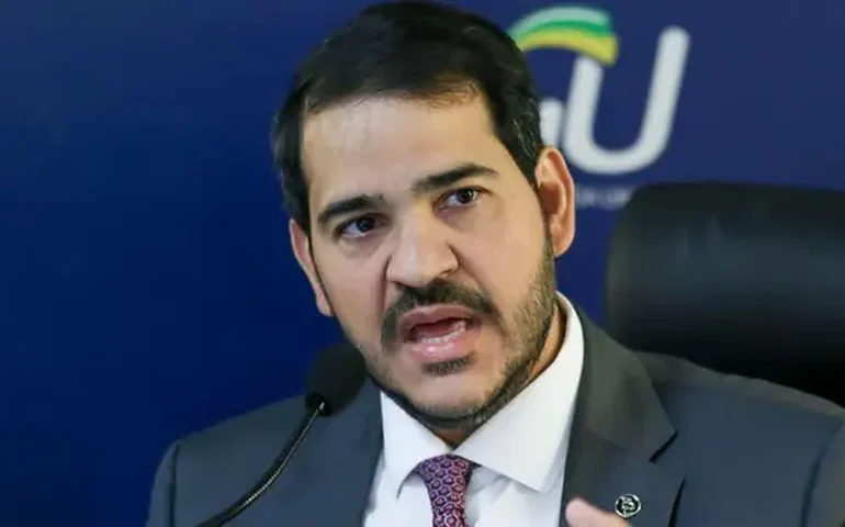 Palácio do Planalto confirma indicação de Jorge Messias ao STF