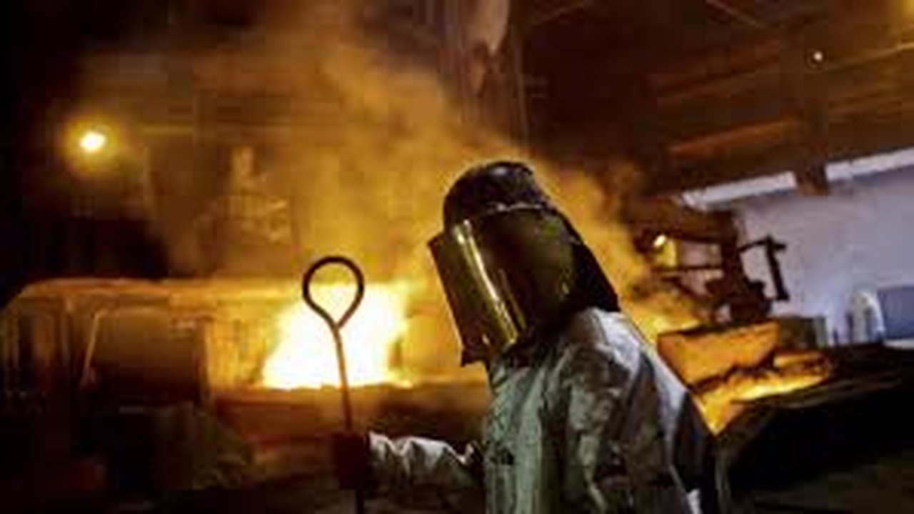 Produção nacional de aço bruto cai 7,4% em março