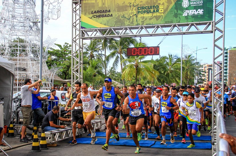 Última etapa do circuito de Corridas de Rua movimenta a orla da Pajuçara