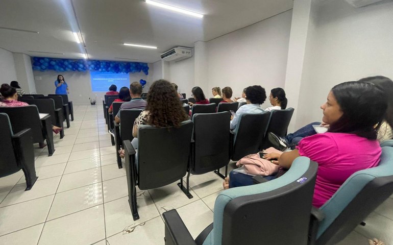 Novembro Azul: capacitação aborda atenção integral à saúde do homem