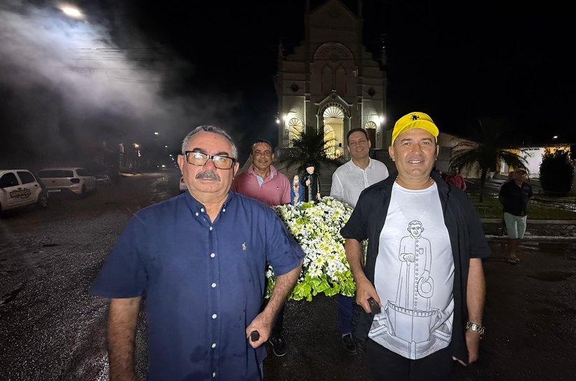 Tanque d’Arca celebra fé e união na partida dos romeiros rumo a Juazeiro do Norte