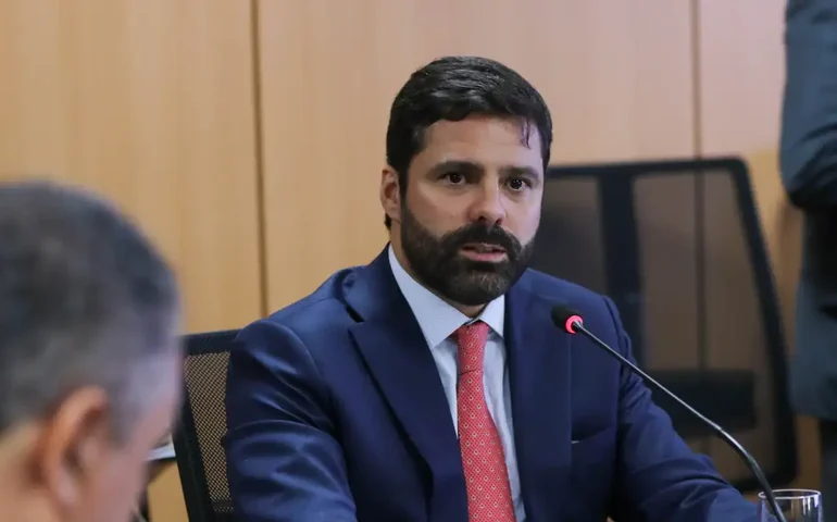 Com saída de Lewandowski, secretário assume interinamente o Ministério da Justiça