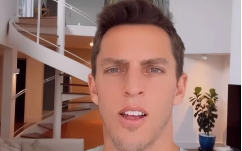 Amaury Nunes deleta fotos com Enrico e publica reflexão, após perder processo para Karina Bacchi