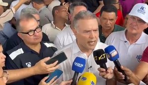 Renan Filho durante coletiva de imprensa em Canapi, no Sertão Alagoano / Foto: reprodução/redes sociais